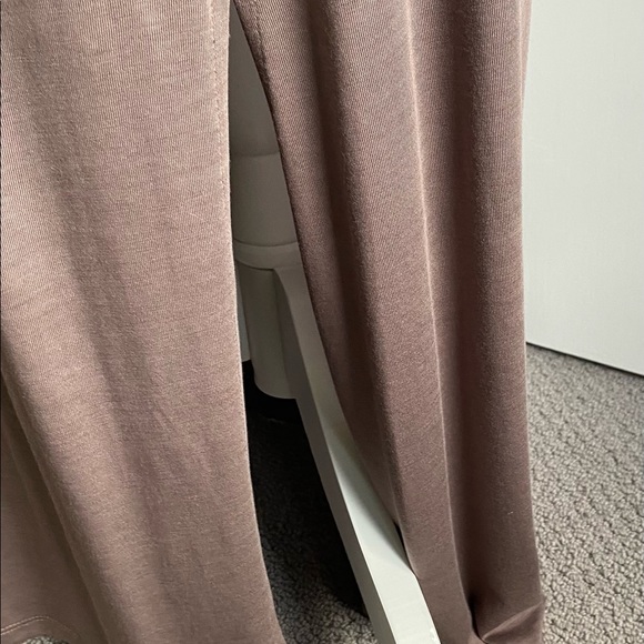 Sexy summer dress by WRAP London - Picture 4 of 6